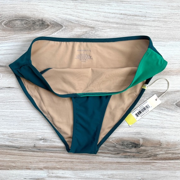 NWT Summersalt Marina Bikini Top and Diagonal Bottom Size 8 - Picture 9 of 13